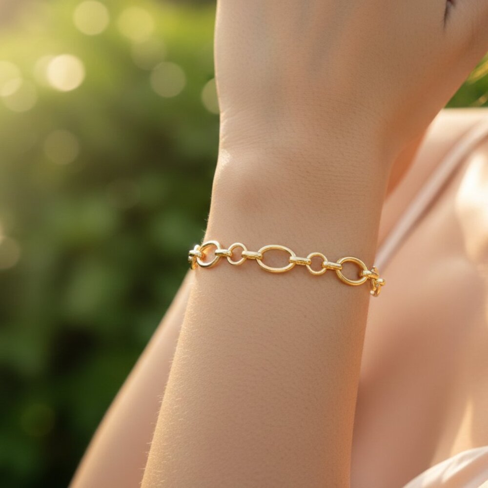 "Trendy Handmade Bracelet – A Thoughtful Gift for Girls & Women | UNVRC1626 - Picture 1 of 5